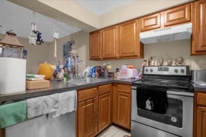 333 SCOTTSDALE SQUARE, WINTER PARK, FL 32792 Sold 11/18/24