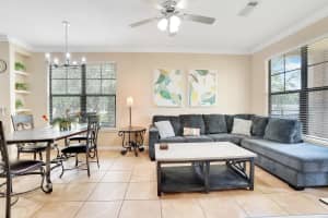 909 CHARO PARKWAY, DAVENPORT, FL 33897 - MLS#MFRO6248155