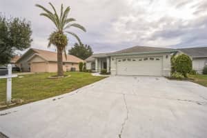 215 KINGSHILL COURT, WINTER HAVEN, FL 33884 Sold 12/24/24