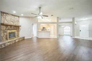 215 KINGSHILL COURT, WINTER HAVEN, FL 33884 Sold 12/24/24