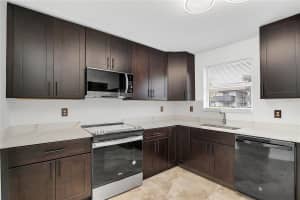 200 SAINT ANDREWS BOULEVARD, WINTER PARK, FL 32792 Sold 01/30/25