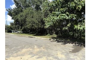 E MINNEOLA AVE, CLERMONT, FL 34711 - MLS#MFRO6248790