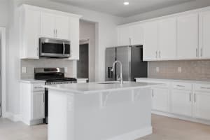 524 ORIENT AVENUE, DEBARY, FL 32713 Sold 04/28/25