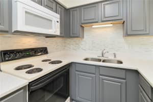 1352 CASA PARK CIRCLE, WINTER SPRINGS, FL 32708 Sold 11/27/24