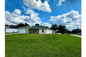 765 FARRINGTON DRIVE, DELTONA, FL 32725 Sold 05/08/25