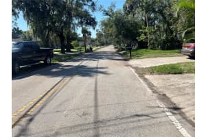 1002 EIGHTH STREET, SANFORD, FL 32771 Sold 04/04/25