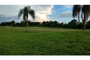 670 Mirror Lakes Ct, LEHIGH ACRES