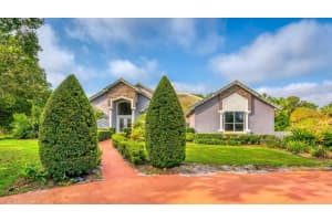 2128 Lake Crescent Ct, WINDERMERE