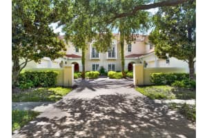 10323 KENSINGTON SHORE DRIVE, ORLANDO, FL 32827 Sold 03/31/25