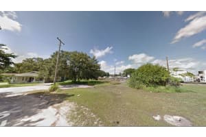 60 E STREET, LAKE WALES, FL 33898 - MLS#MFRO6249311