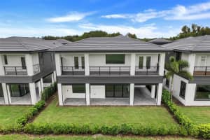 3011 KENSINGTON AVENUE, DAVENPORT, FL 33837 Sold 04/09/25