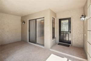 1055 KENSINGTON PARK DRIVE, ALTAMONTE SPRINGS, FL 32714 Sold 02/07/25