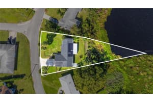 37 BOUGAINVILLEA DR, DEBARY, FL 32713 Sold 12/02/24