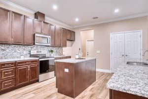 19601 LANSDOWNE STREET, ORLANDO, FL 32833 Sold 12/10/24