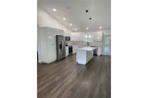 2415 HIGHLANDS BOULEVARD, AVON PARK, FL 33825 Sold 05/09/25
