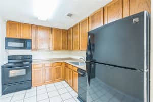 3998 VERSAILLES DRIVE, ORLANDO, FL 32808 Sold 01/04/25