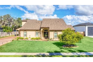 621 WILDMERE AVENUE, LONGWOOD, FL 32750 Sold 08/01/25