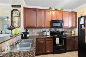 906 CHARO PARKWAY, DAVENPORT, FL 33897 - MLS#MFRO6250159