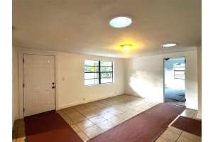 2084 OLD NEW YORK AVENUE, DELAND, FL 32720 Sold 01/29/25