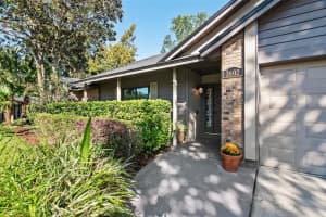 2602 CREEKVIEW CIRCLE, OVIEDO, FL 32765 Sold 12/02/24