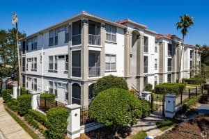 2513 MAITLAND CROSSING WAY, ORLANDO, FL 32810 Sold 01/13/25