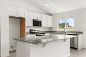 212 RIVERMILL WAY, LAKE WALES, FL 33859 - MLS#MFRO6250798
