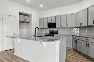 208 RIVERMILL WAY, LAKE WALES, FL 33859 - MLS#MFRO6250813