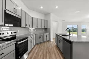 208 RIVERMILL WAY, LAKE WALES, FL 33859 - MLS#MFRO6250813