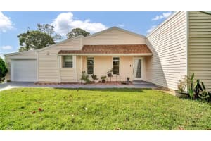 112 CRESCENT AVENUE, PORT SAINT LUCIE, FL 34984 Sold 03/19/25