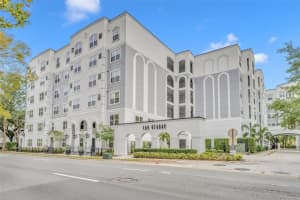 304 SOUTH STREET, ORLANDO, FL 32801 Sold 01/31/25