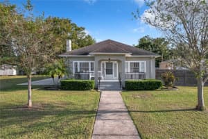 1355 LAKEVIEW AVENUE, KISSIMMEE, FL 34744 Sold 01/17/25