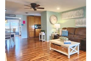 751 NANTUCKET ROAD, VENICE, FL 34293 - MLS#MFRO6251049