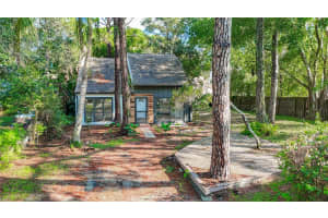 3135 MAIDEN LANE, SARASOTA, FL 34231 Sold 01/28/25