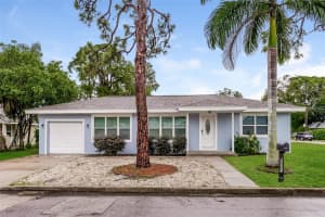 2523 20TH AVENUE, BRADENTON, FL 34205 Sold 01/08/25