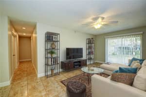 913 SYCAMORE LANE, ALTAMONTE SPRINGS, FL 32714 Sold 03/21/25