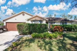 5821 ENGLAND AVENUE, ORLANDO, FL 32808 Sold 04/04/25