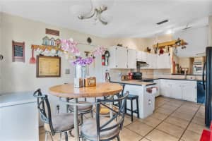 5821 ENGLAND AVENUE, ORLANDO, FL 32808 Sold 04/04/25