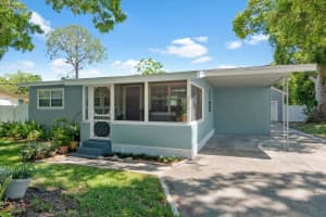854 CARLSON DRIVE, ORLANDO, FL 32804 Sold 01/16/25