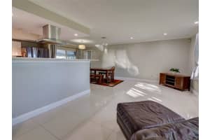 200 SWEETBAY LANE, ORLANDO, FL 32835 Sold 11/25/24