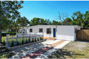 702 SUZETTE DRIVE, OCOEE, FL 34761 Sold 12/31/24