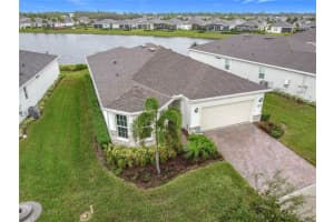 6153 BLUE POND WAY, SAINT CLOUD, FL 34771 Sold 02/11/25