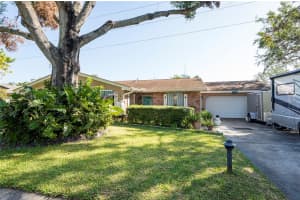 1733 OAKDALE LANE, CLEARWATER, FL 33764 Sold 01/23/25
