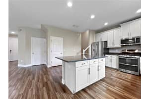 6905 OLD BENTON DRIVE, APOLLO BEACH, FL 33572 Sold 12/09/24