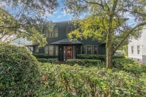 706 PINE STREET, ORLANDO, FL 32801 Sold 07/03/25
