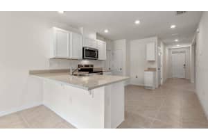 992 BEAR HAMMOCK DRIVE, UMATILLA, FL 32784 Sold 03/28/25