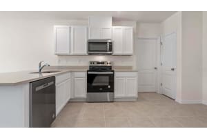 992 BEAR HAMMOCK DRIVE, UMATILLA, FL 32784 Sold 03/28/25