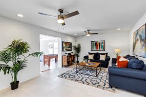 604 GLENFIELD COURT, APOPKA, FL 32712 Sold 12/20/24