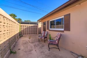 453 D STREET, CASSELBERRY, FL 32707 Sold 04/02/25