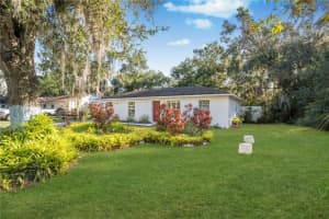 1422 HIGHLAND STREET, MOUNT DORA, FL 32757 Sold 03/27/25