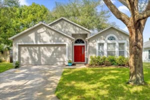 911 VASSAR DRIVE, EUSTIS, FL 32726 Sold 05/15/25